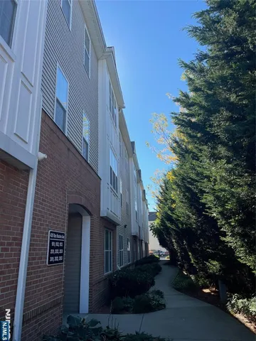 $365,000 | 435 Van Houten Avenue, Unit 307, Passaic, NJ 07055