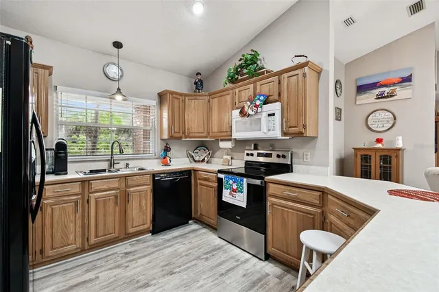 $340,000 | 250 Sunrise Boulevard, DeBary, FL 32713