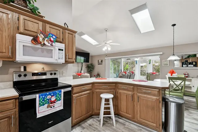 $340,000 | 250 Sunrise Boulevard, DeBary, FL 32713