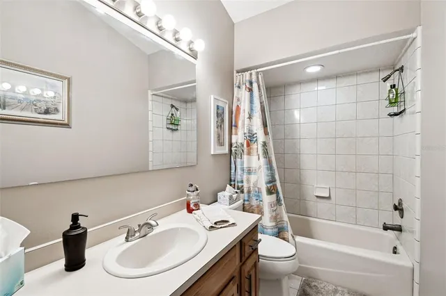 $340,000 | 250 Sunrise Boulevard, DeBary, FL 32713