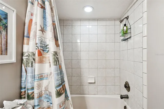 $340,000 | 250 Sunrise Boulevard, DeBary, FL 32713