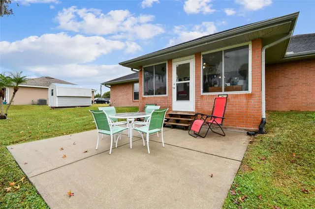 $340,000 | 250 Sunrise Boulevard, DeBary, FL 32713