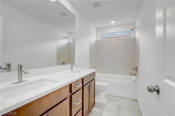 $2,550 | 8072 Warrenville Street, Las Vegas, NV 89113
