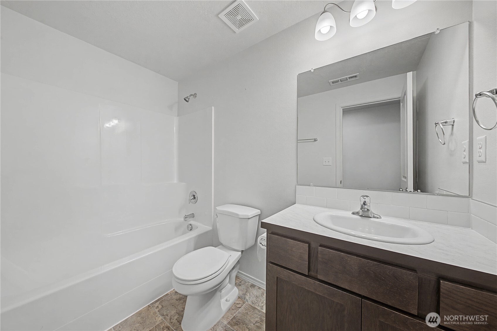 1118 West Sequoia Road Moses Lake, WA 98837 - Photo 11 of 26