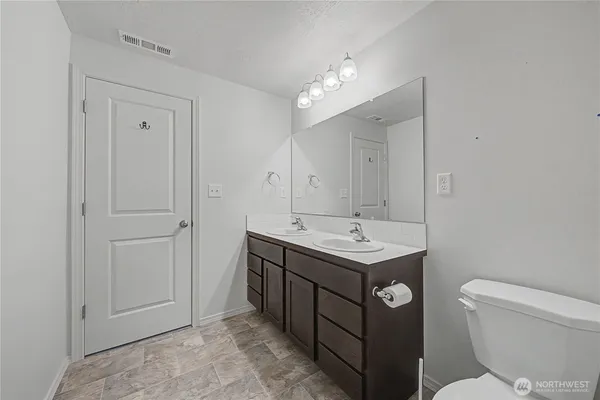 $315,000 | 1118 West Sequoia Road, Moses Lake, WA 98837