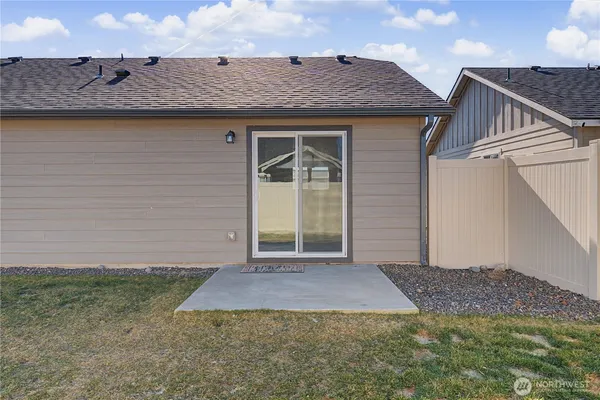 $315,000 | 1118 West Sequoia Road, Moses Lake, WA 98837