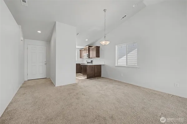 $315,000 | 1118 West Sequoia Road, Moses Lake, WA 98837