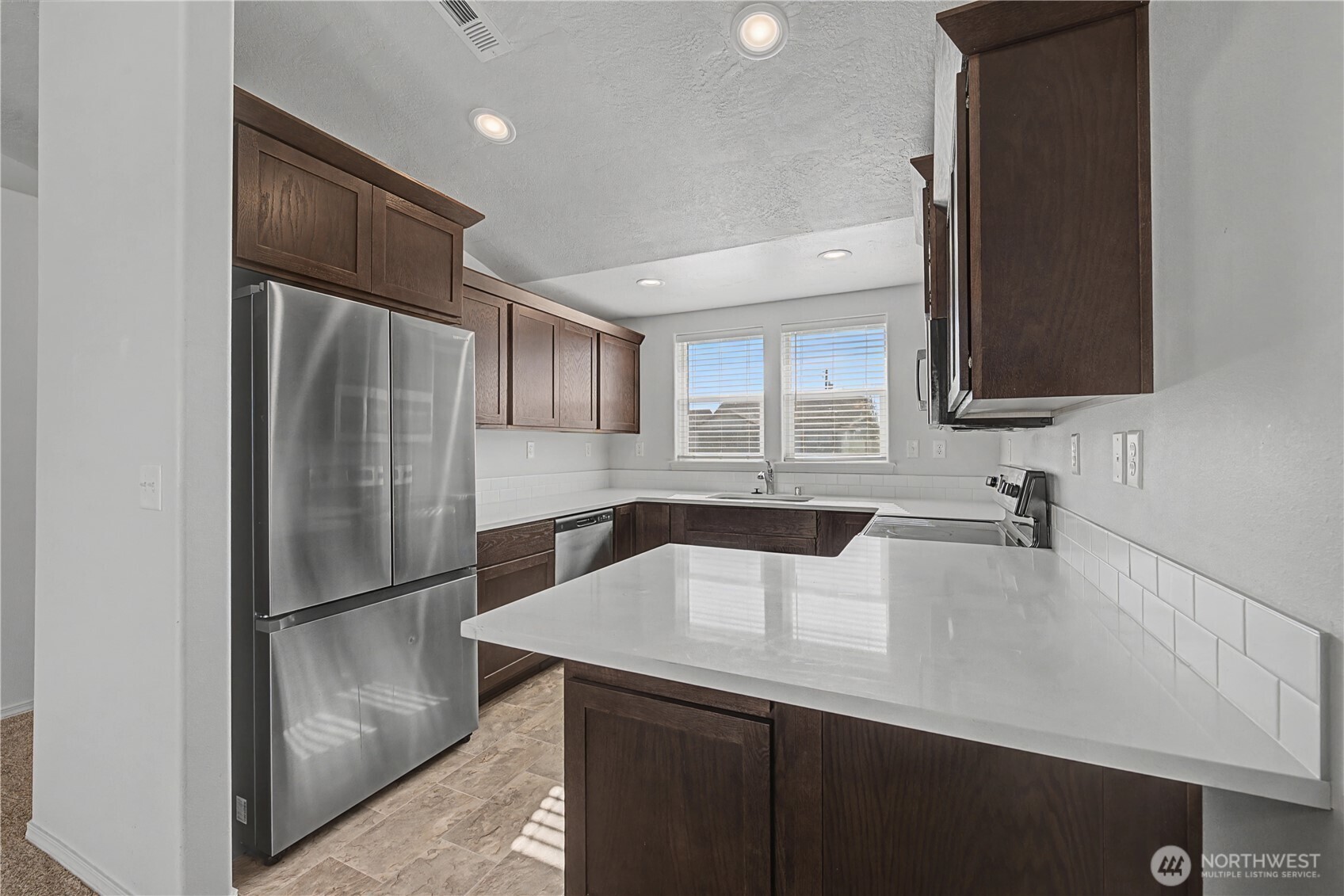 1118 West Sequoia Road Moses Lake, WA 98837 - Photo 5 of 26