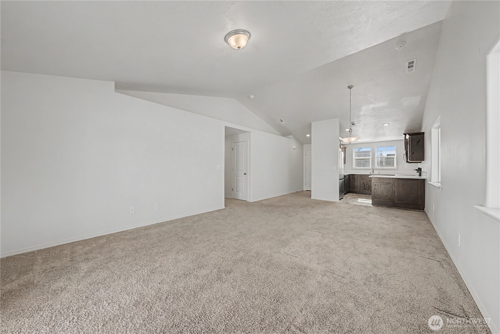 1118 West Sequoia Road Moses Lake, WA 98837 - Photo 8 of 26