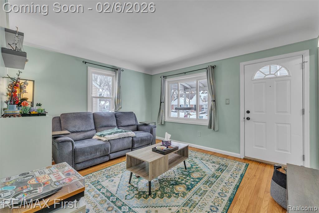 3313 Alice Street Dearborn, MI 48124 - Photo 4 of 28