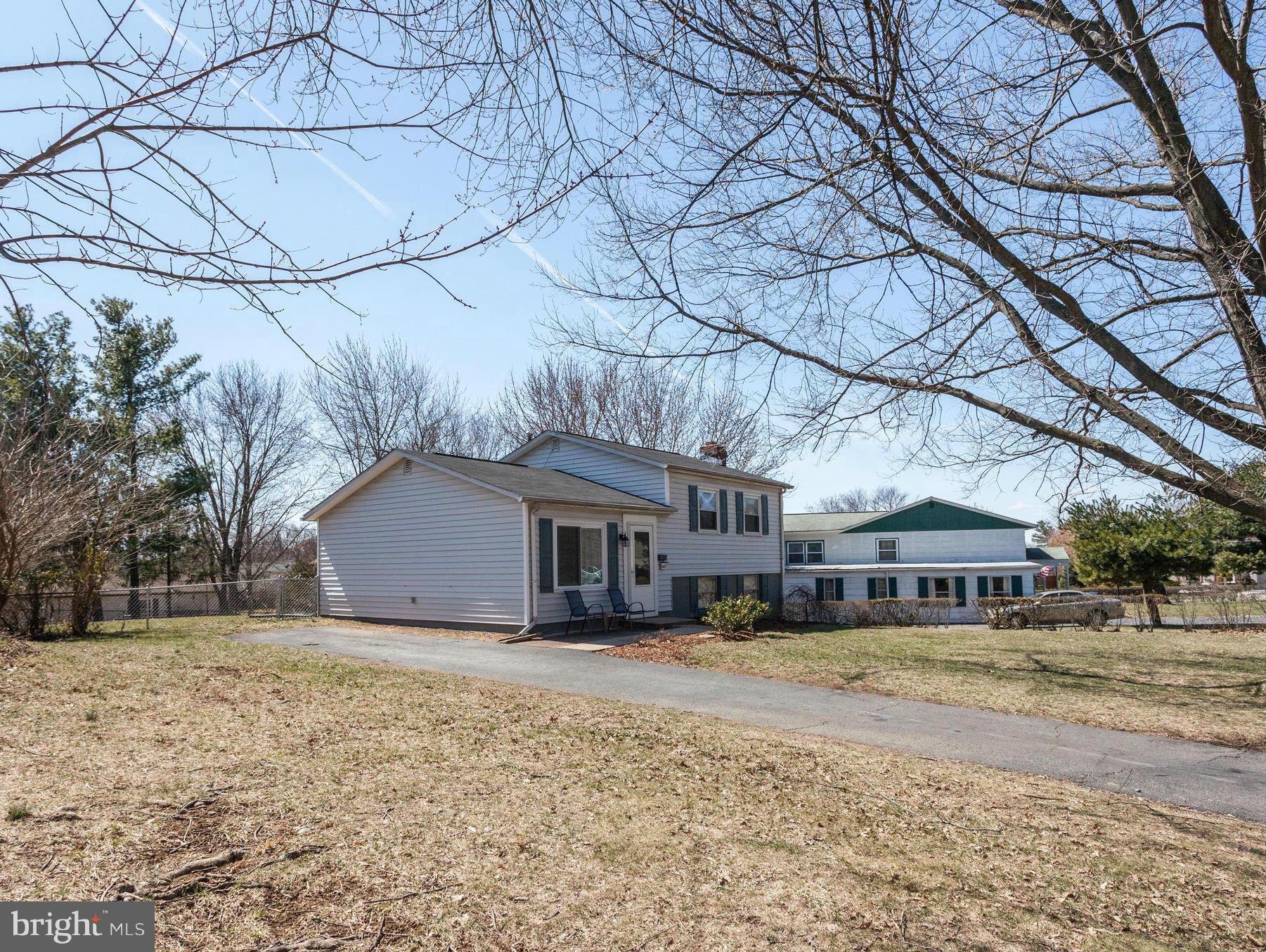 405 West Ash Road Sterling, VA 20164 - Photo 22 of 22 Exterior (Front)