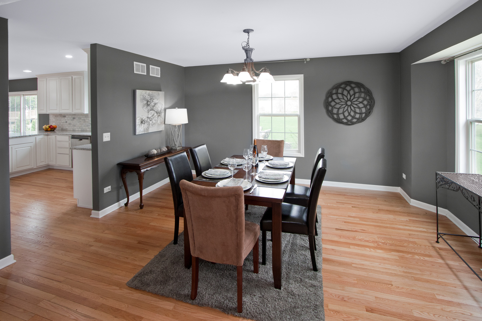 2424 Hidden Trail Spring Grove, IL 60081 - Photo 7 of 25