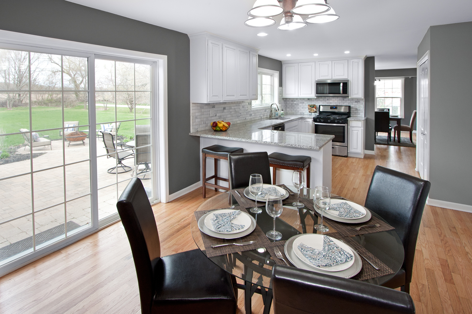 2424 Hidden Trail Spring Grove, IL 60081 - Photo 9 of 25