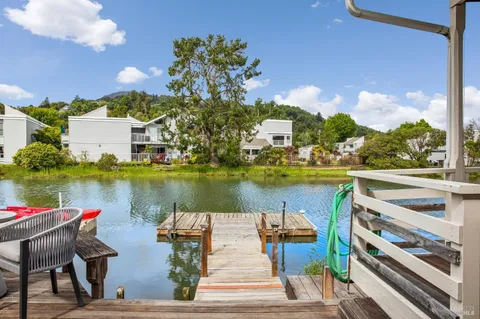 $1,495,000 | 7 Boardwalk One, Larkspur, CA 94939