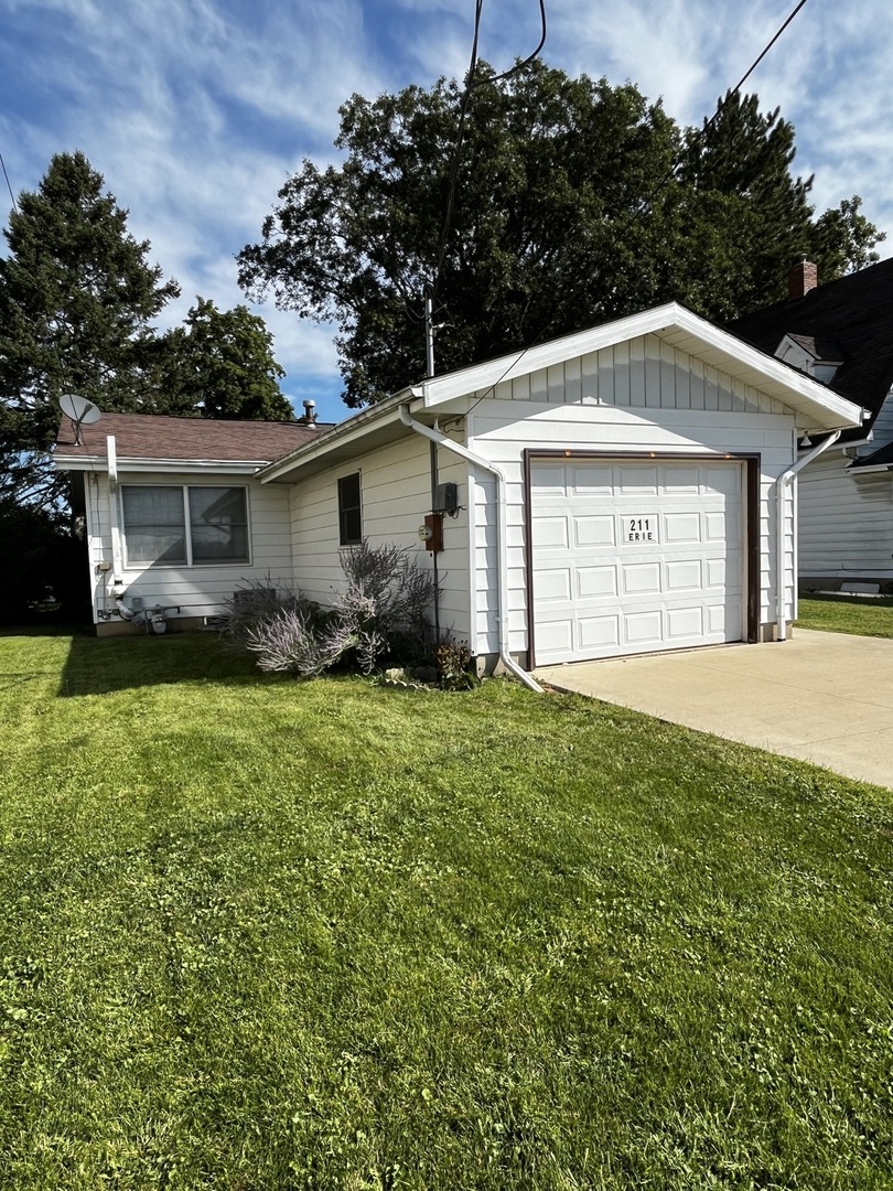 211 East Erie Street Spring Valley, IL 61362 - Photo 13 of 13 Gallery Image 13