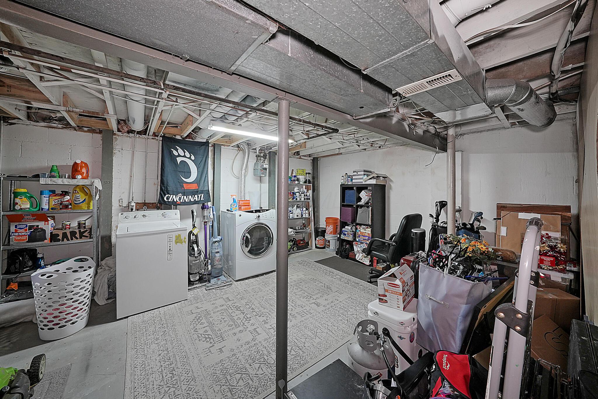 3754 Canon Ridge Place Columbus, OH 43230 - Photo 23 of 30 Storage and laundry room
