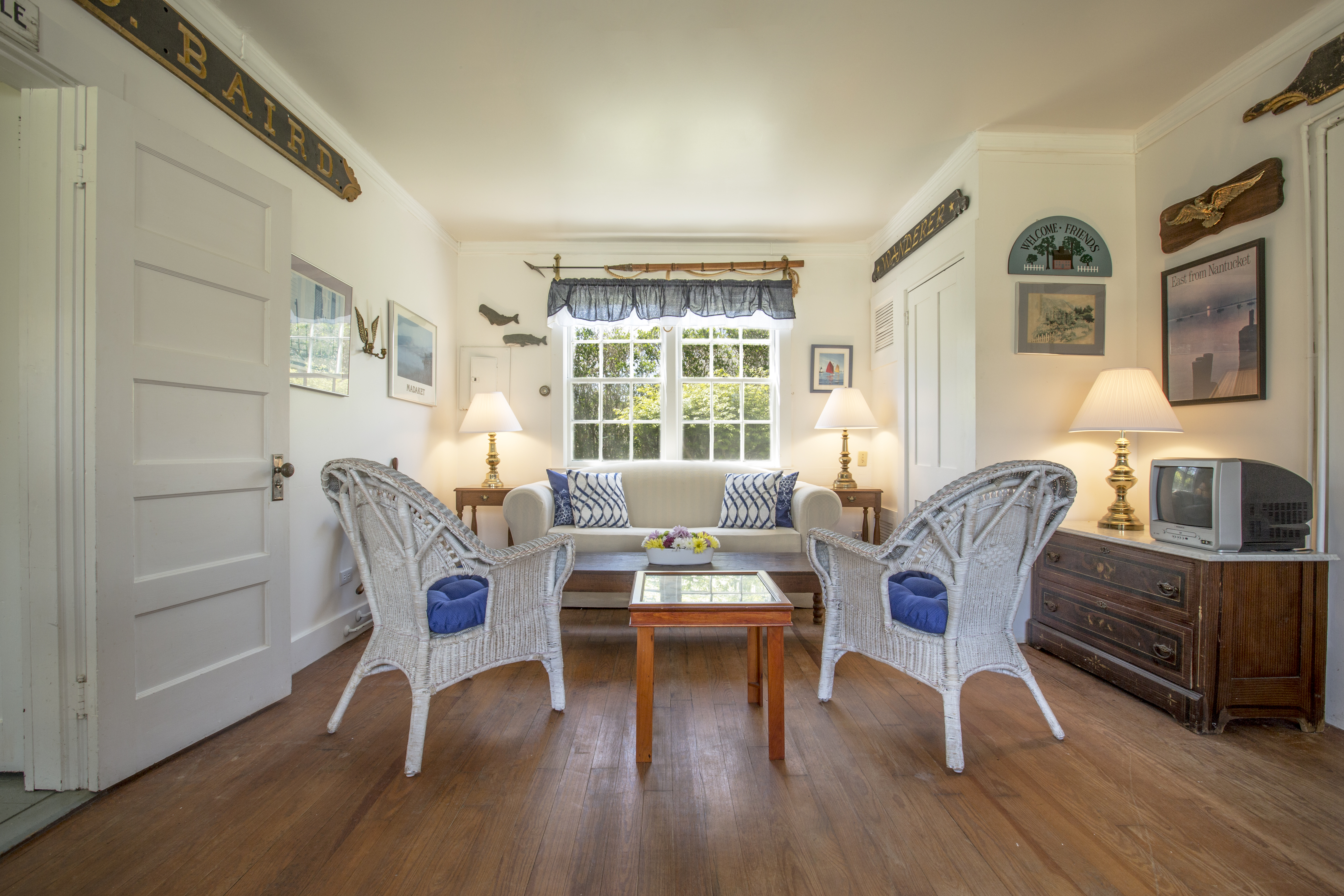 32 New Street Nantucket, MA 02554 - Photo 6 of 19 Gallery Image 6