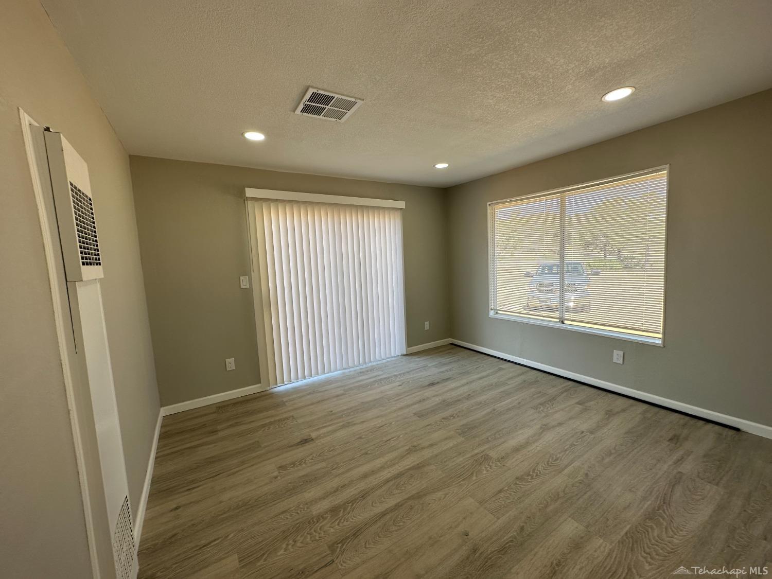 24038 Sand Canyon Road Tehachapi, CA 93561 - Photo 8 of 15 Gallery Image 8
