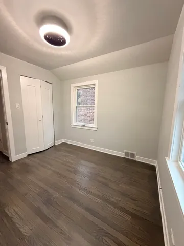 $719,900 | 3024 West Fargo Avenue, Chicago, IL 60645