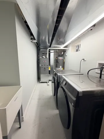 $719,900 | 3024 West Fargo Avenue, Chicago, IL 60645