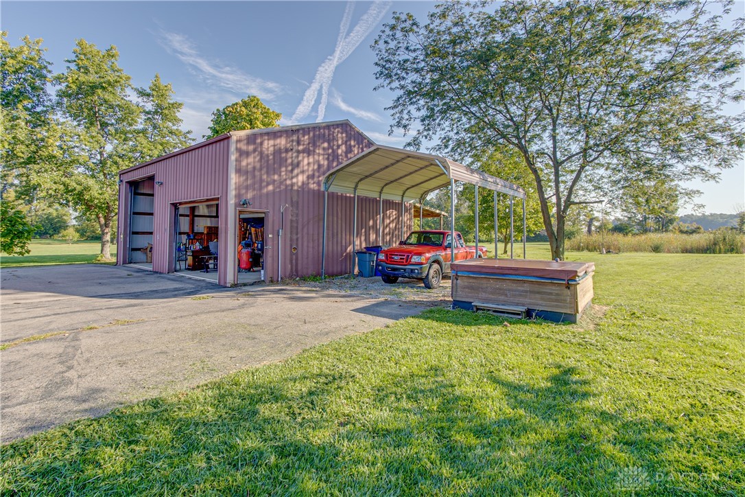 2750 South Tecumseh Road Springfield, OH 45502 - Photo 3 of 38 Gallery Image 3