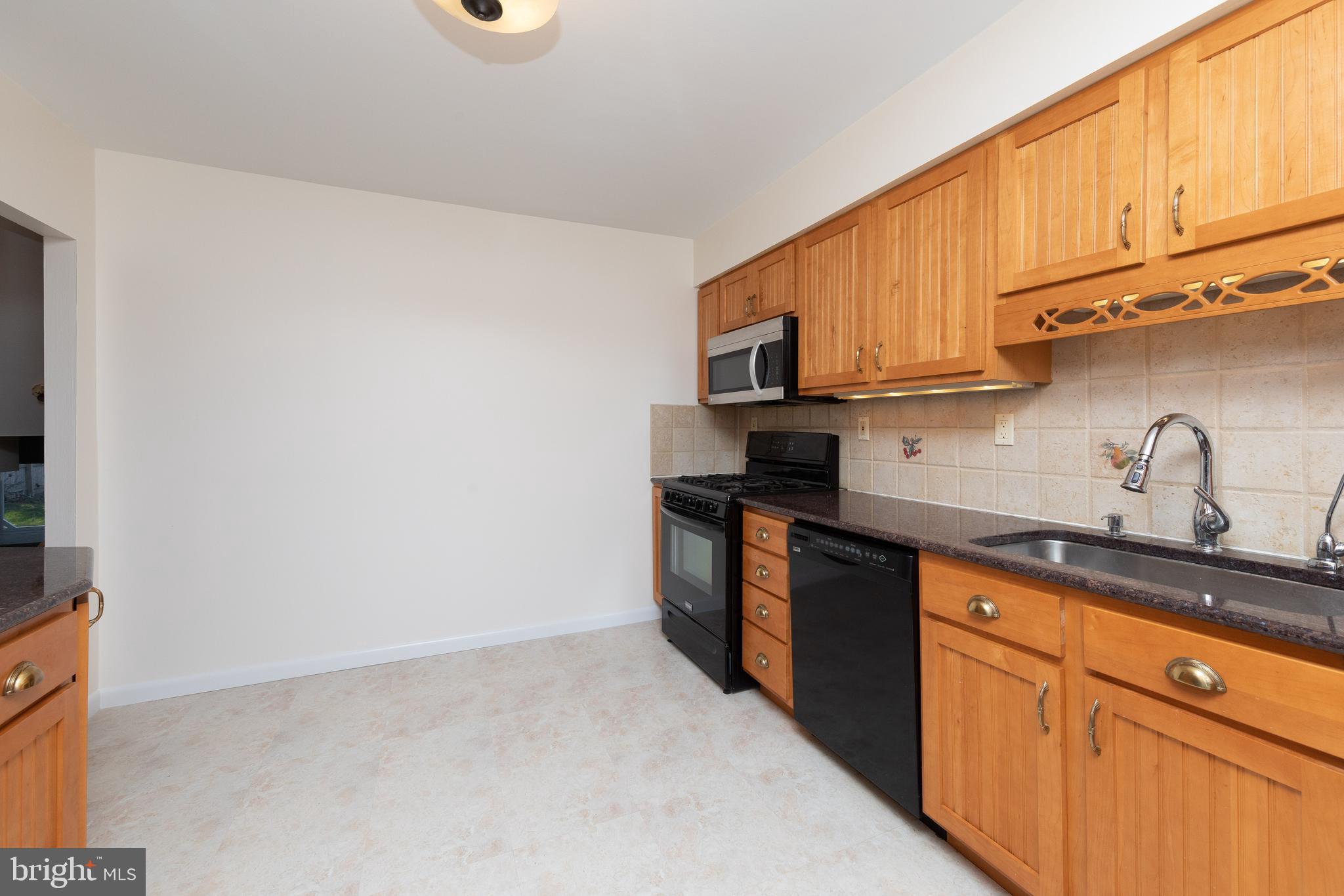 2920 Old Welsh Road Willow Grove, PA 19090 - Photo 11 of 33 Gallery Image 11