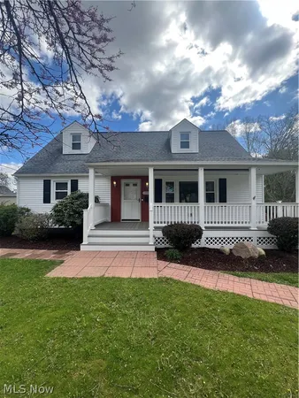 $2,800 | 1945 Chatam Street, Cuyahoga Falls, OH 44221