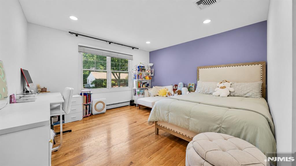 26 Devonshire Road Cresskill, NJ 07626 - Photo 31 of 47