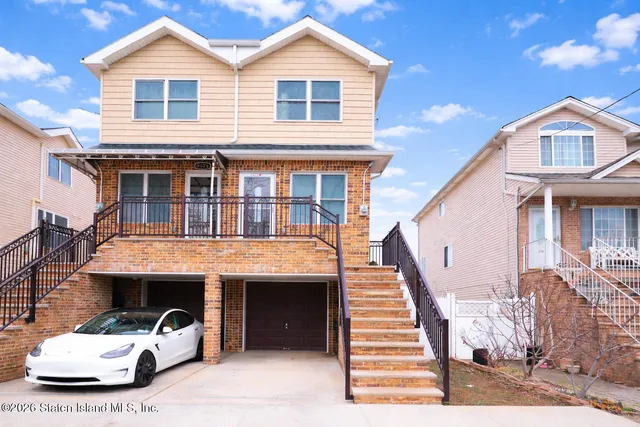 $789,900 | 337 B Hunter Avenue | Midland Beach