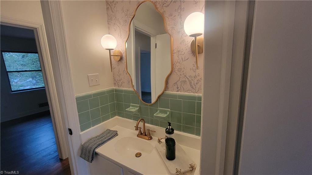 1111 Harris Street Eden, NC 27288 - Photo 12 of 23