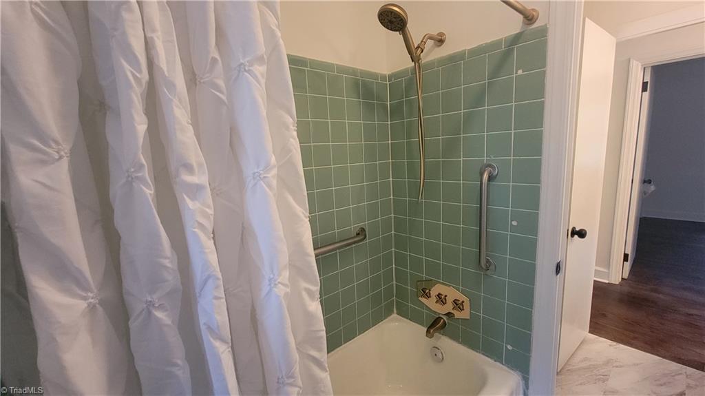 1111 Harris Street Eden, NC 27288 - Photo 13 of 23