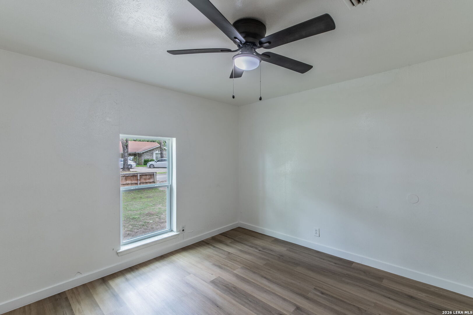 7514 Olusta Drive Dallas, TX 75217 - Photo 5 of 17