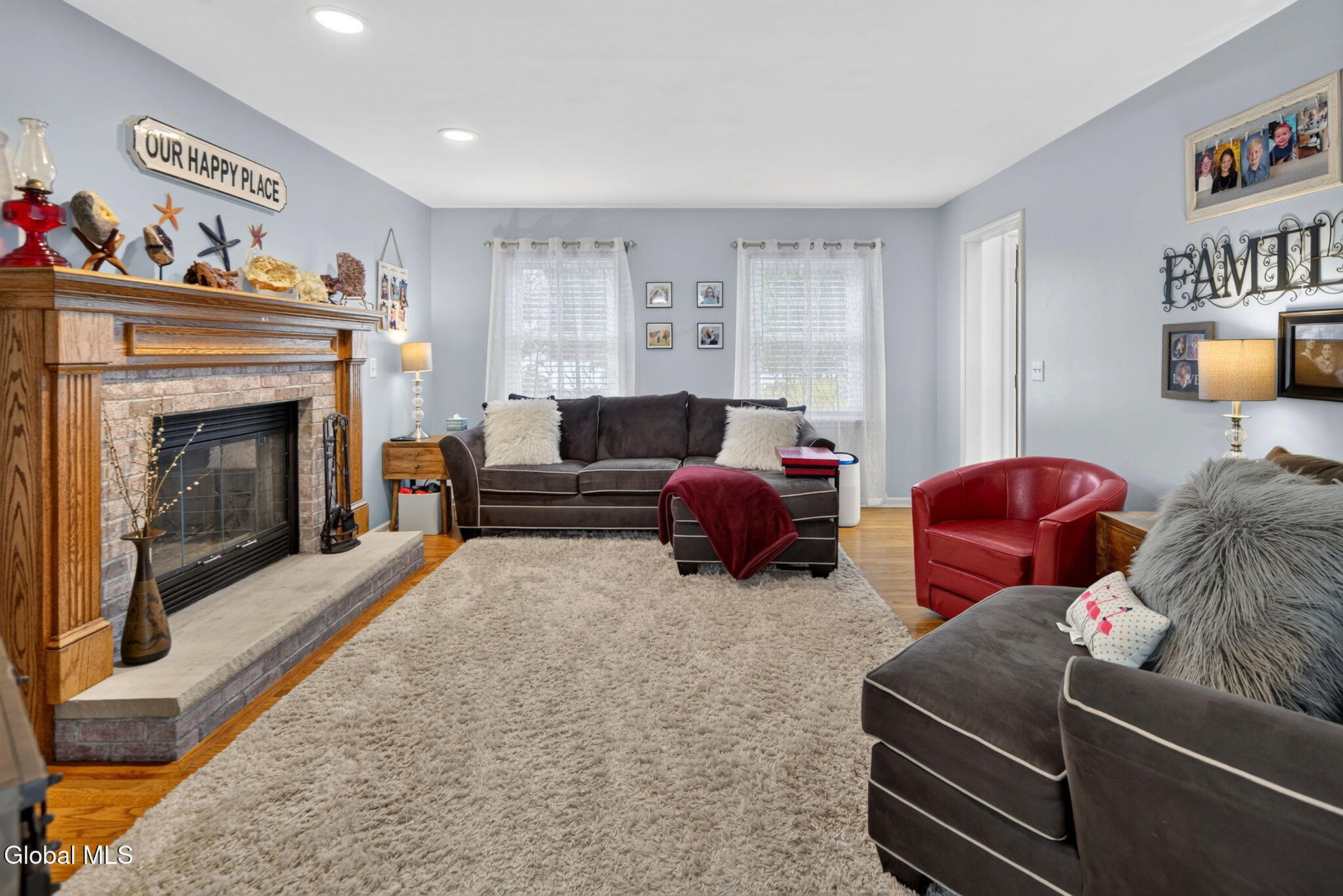 329 East Campbell Road Rotterdam, NY 12303 - Photo 4 of 39 Interior 03