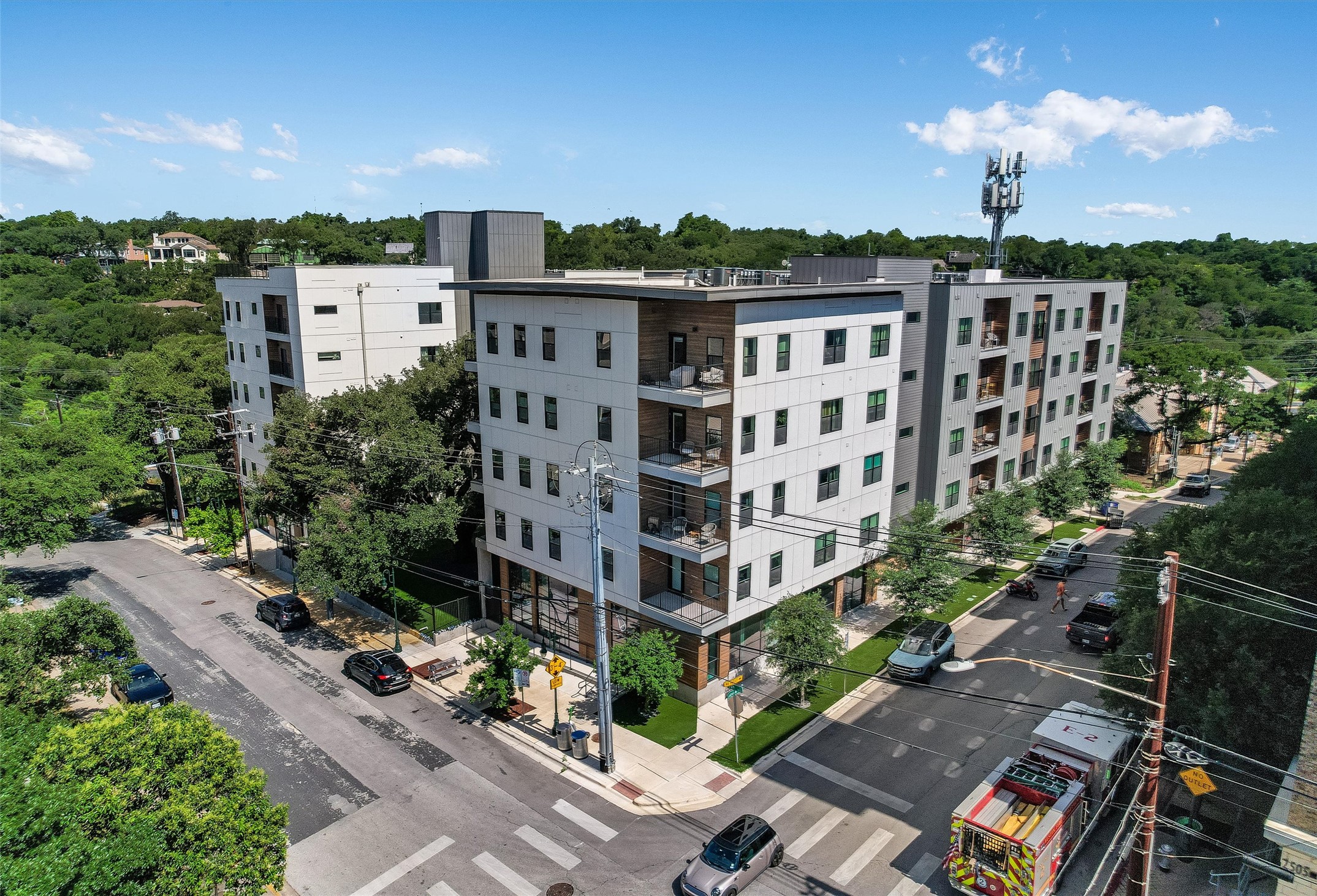2500 Longview Street, Unit 318 Austin, TX 78705 - Photo 2 of 39