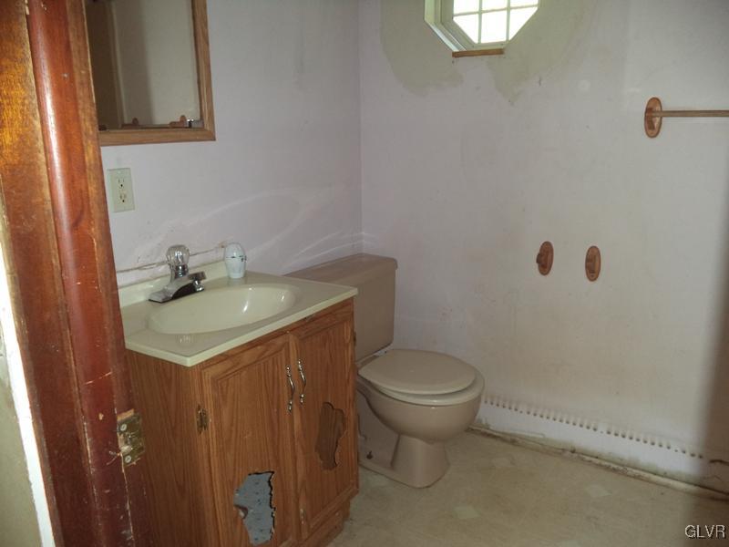 147 Serfass Road Kunkletown, PA 18058 - Photo 6 of 12 Gallery Image 6