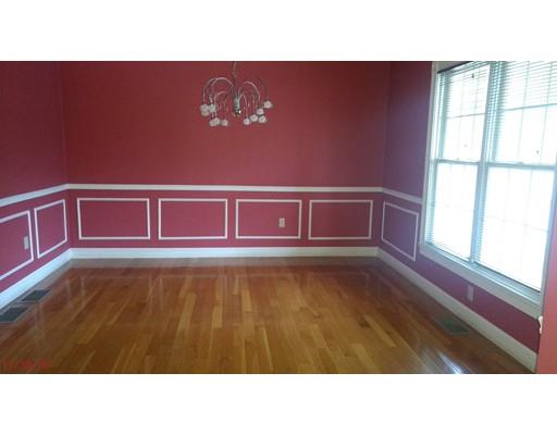 337 Bay Road Sharon, MA 02067 - Photo 4 of 25 Gallery Image 4