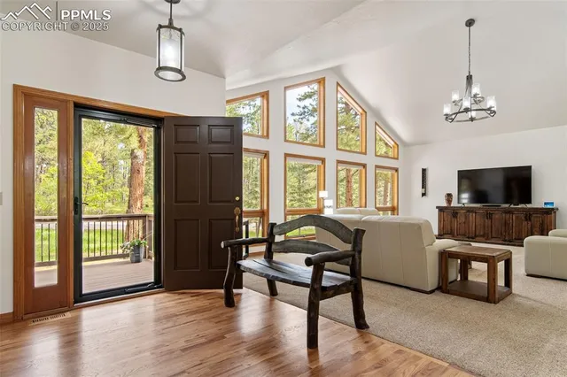 $1,225,000 | 5846 Pike Drive, Larkspur, CO 80118