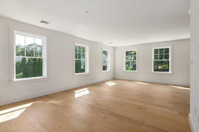 $675,000 | 665 Wallis Road, Unit 2, Rye, NH 03870