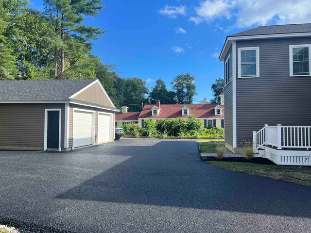 $675,000 | 665 Wallis Road, Unit 2, Rye, NH 03870