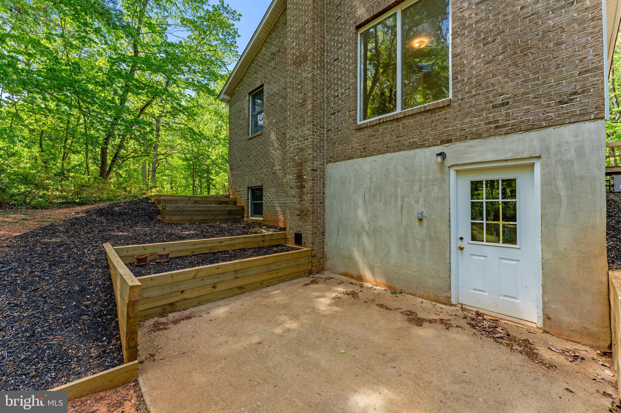 13047 Elk Run Road Bealeton, VA 22712 - Photo 16 of 58