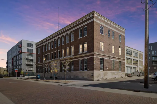 $3,000 | 918 North 3rd Street, Unit 204, Minneapolis, MN 55401