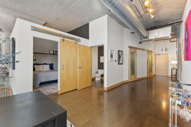 $3,000 | 918 North 3rd Street, Unit 204, Minneapolis, MN 55401