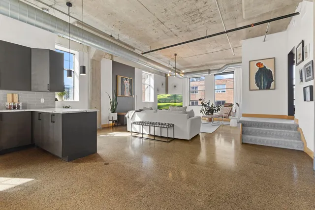 $3,000 | 918 North 3rd Street, Unit 204, Minneapolis, MN 55401