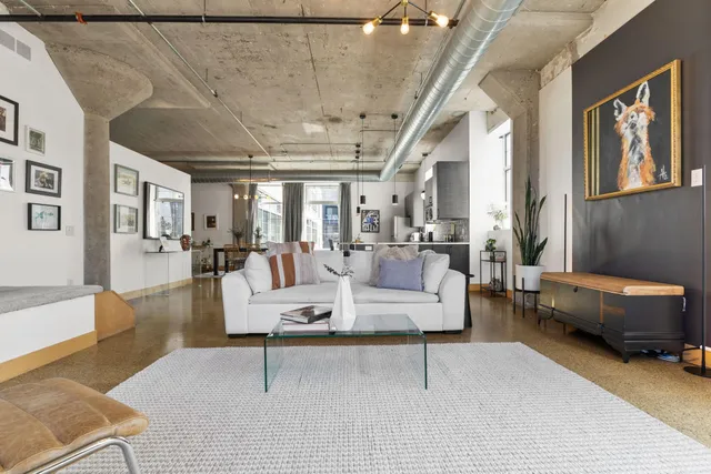 $3,000 | 918 North 3rd Street, Unit 204, Minneapolis, MN 55401