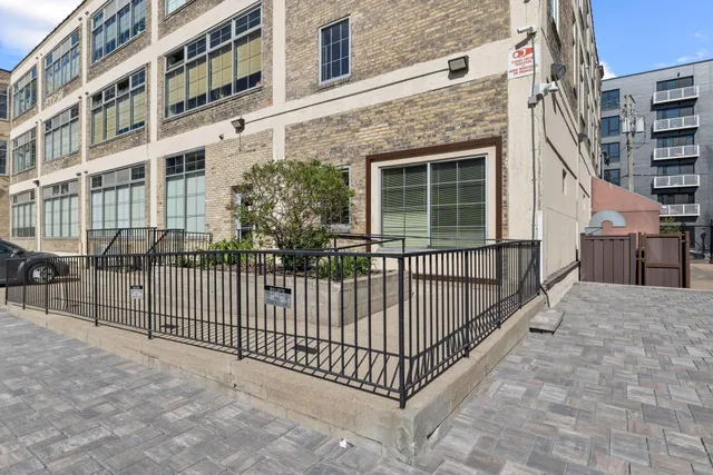 $3,000 | 918 North 3rd Street, Unit 204, Minneapolis, MN 55401