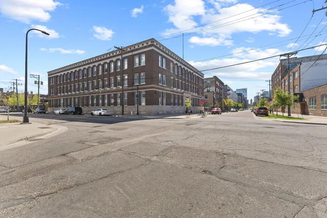 $3,000 | 918 North 3rd Street, Unit 204, Minneapolis, MN 55401