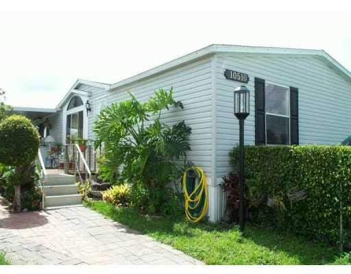 10510 South 228th Lane Boca Raton, FL 33428 - Photo 1 of 7 Exterior Front