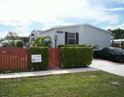 10510 South 228th Lane Boca Raton, FL 33428 - Photo 2 of 7 Exterior Front