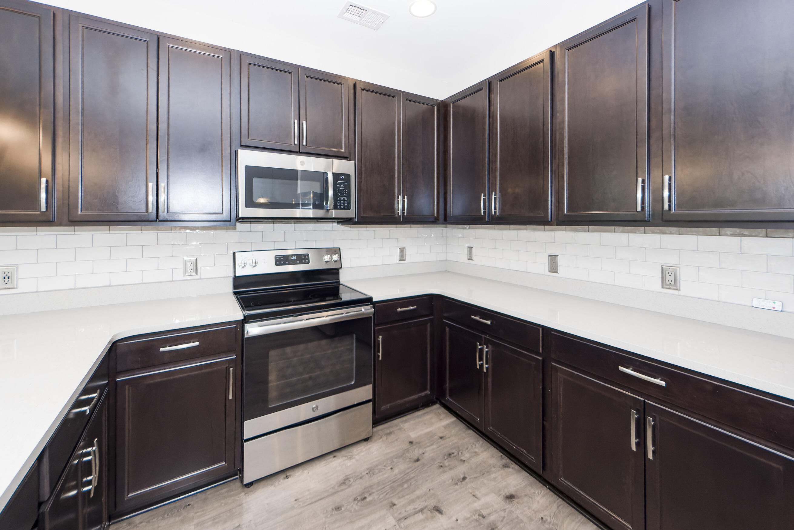 7861 Montview Road North Charleston, SC 29418 - Photo 7 of 36 07