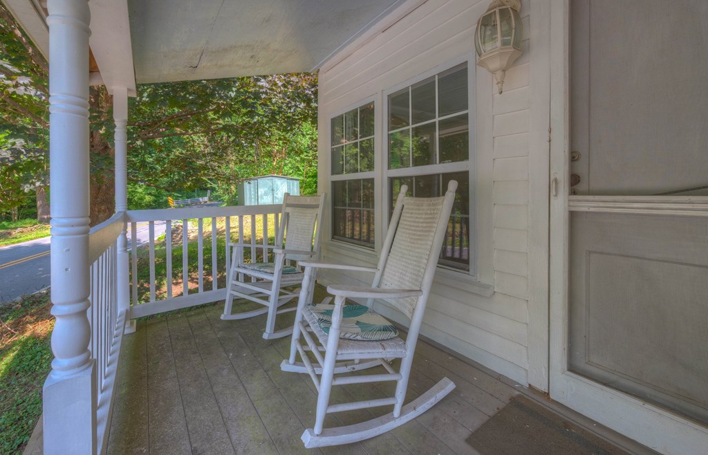 2980 Junaluska Road Andrews, NC 28901 - Photo 4 of 44 Gallery Image 4